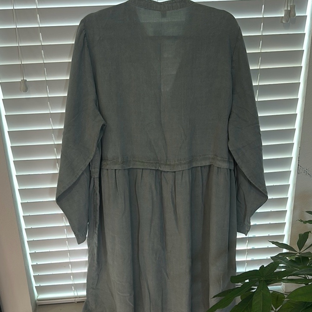 NWT-Anthropologie -Cloth and stone-Size-1X-Gray Button-Down Dress- - Picture 8 of 16